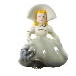 Planter Girl Bonnie Lass with Hat Ceramic 5.5"